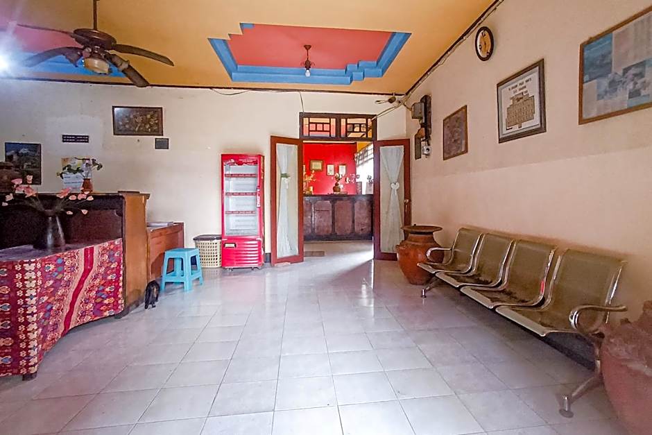 Hotel O Dienda Hayu Near Alun Alun Tastura