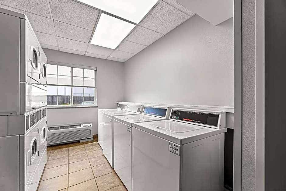 Candlewood Suites Flowood Hotel By IHG