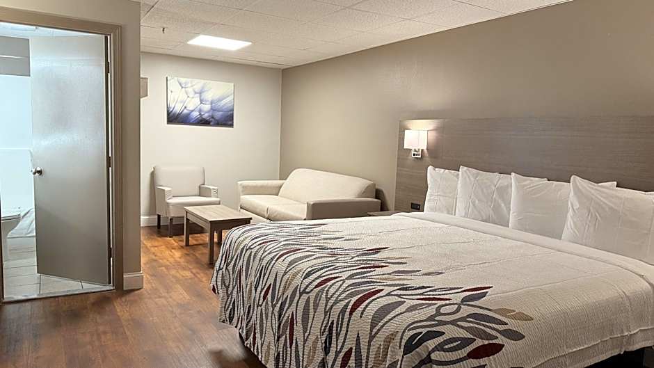 Red Roof Inn & Suites Swansea