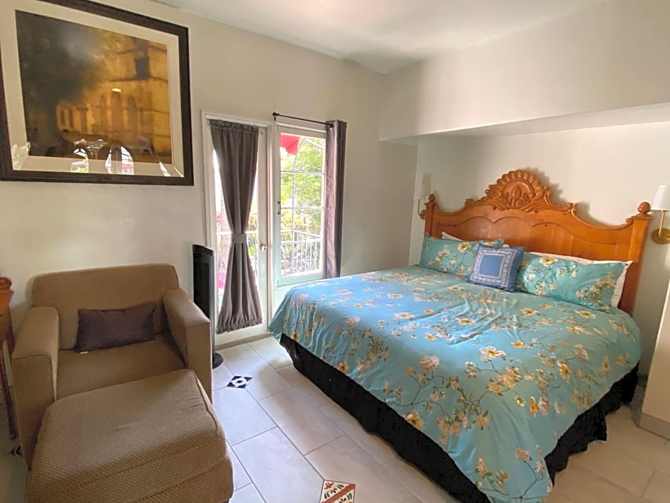 Villa Rosa Inn