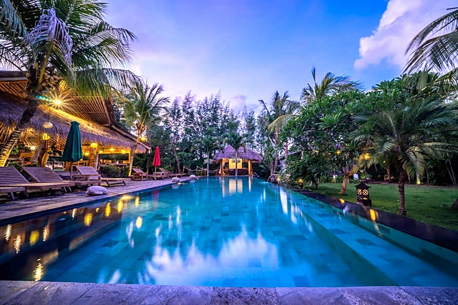 Flower Bud Bungalow Balangan