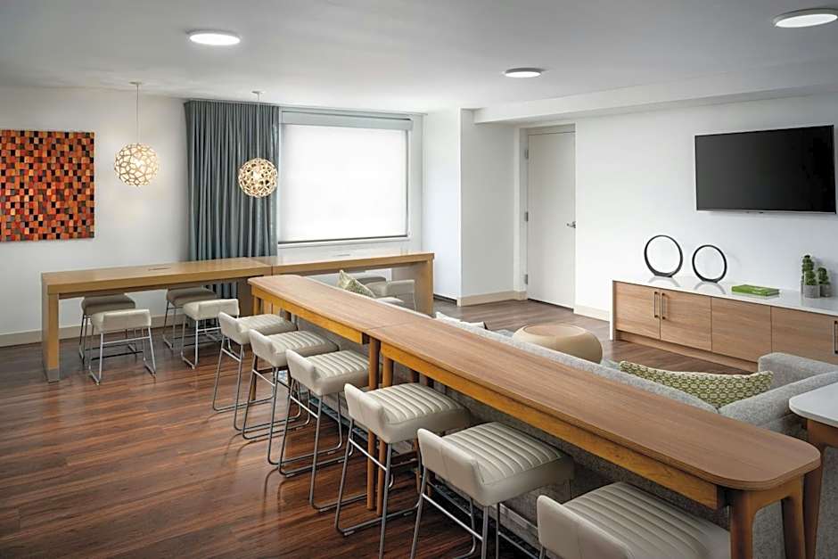 Element Knoxville West