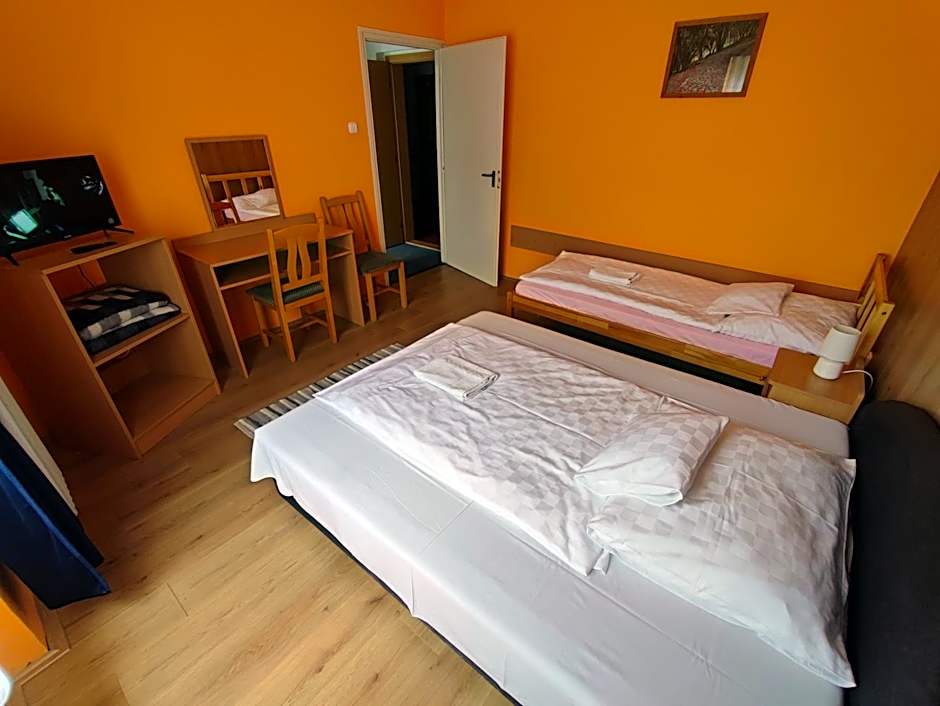 Hotel Béke Sziget Komló