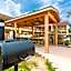 Downtowner Inn and Suites - Houston