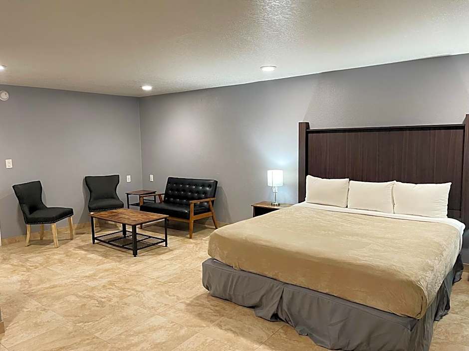 Celebration Suites At Old Town