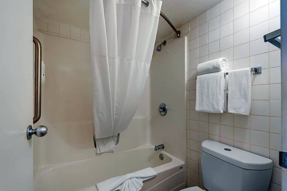 Quality Inn & Suites Conference Center