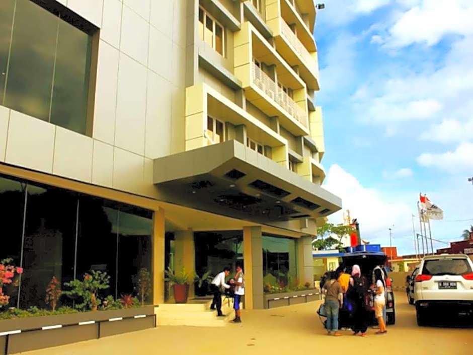 Marina Mamberamo Hotel