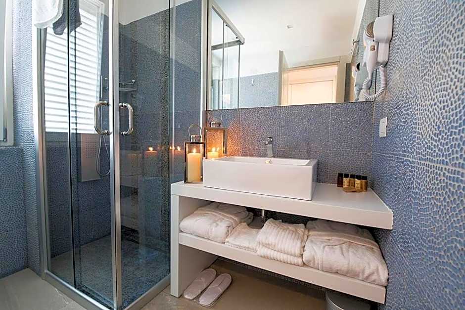 Bianco Riccio Suite Hotel
