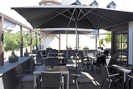 B3 Hotel