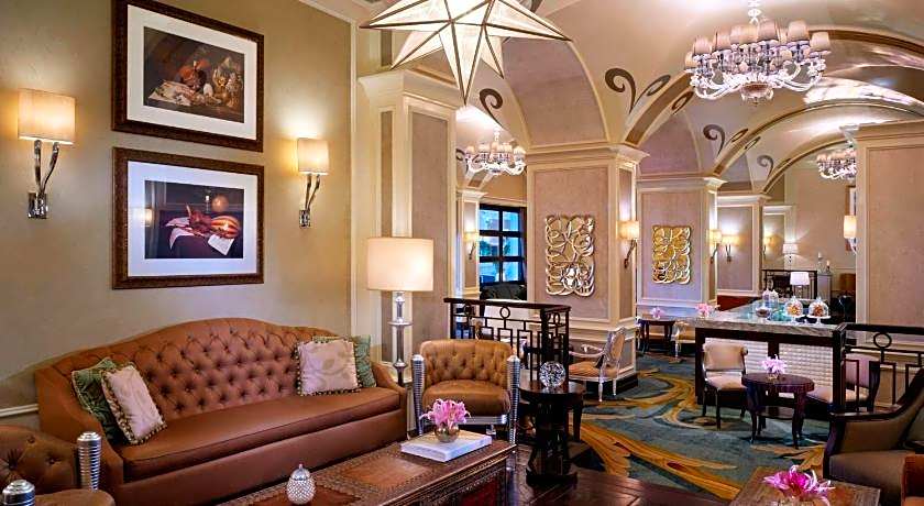 The Ritz-Carlton Abu Dhabi - Grand Canal