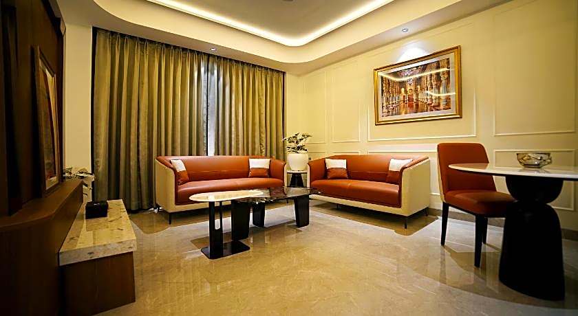 Wingston A Treehouse Hotel - Mathura