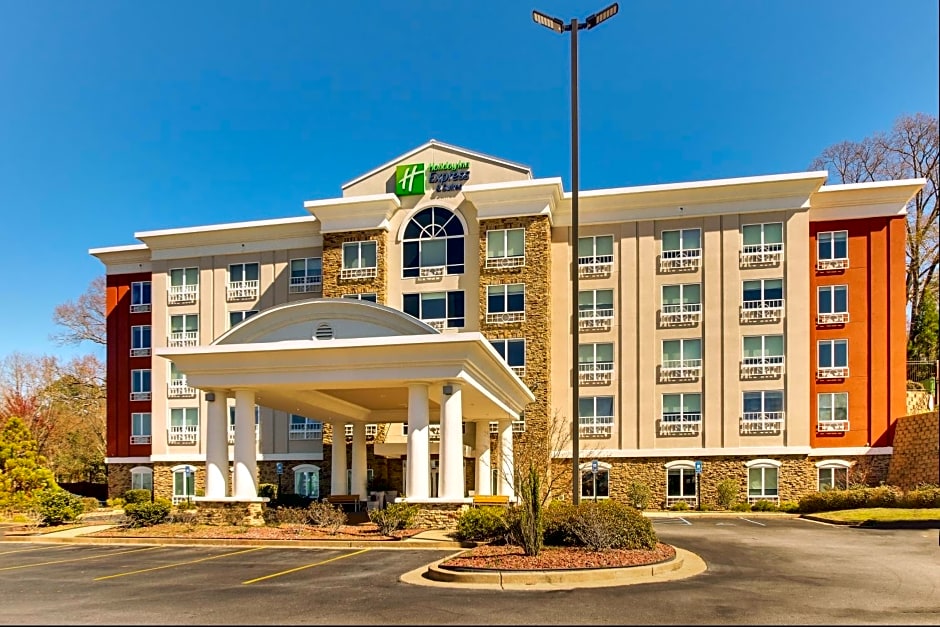 Holiday Inn Express Hotel & Suites Columbus-Fort Benning, an IHG Hotel