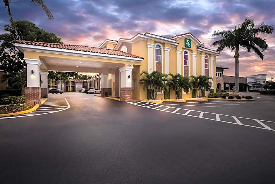 Quality Inn Airport - Cruise Port