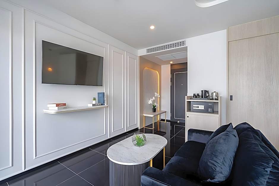 Ratri Hotel Phuket Old Town