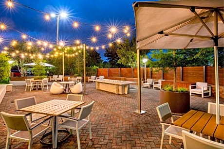 Delta Hotels by Marriott Chesapeake Norfolk