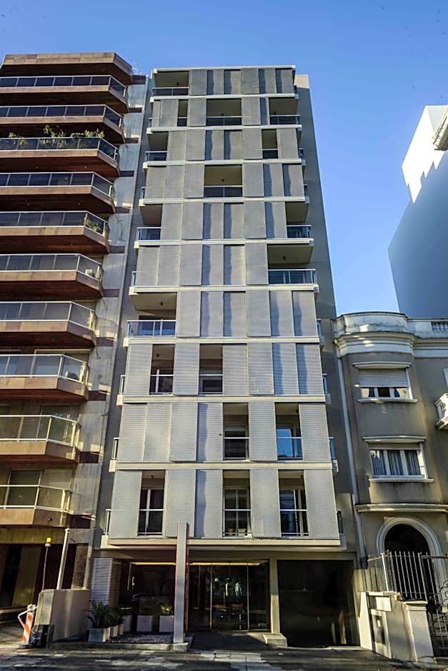 Mérit Montevideo Apart & Suites