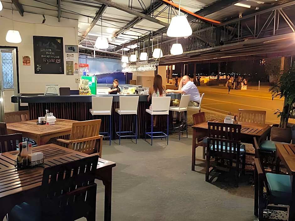 Hotel Bahia Subic Bay