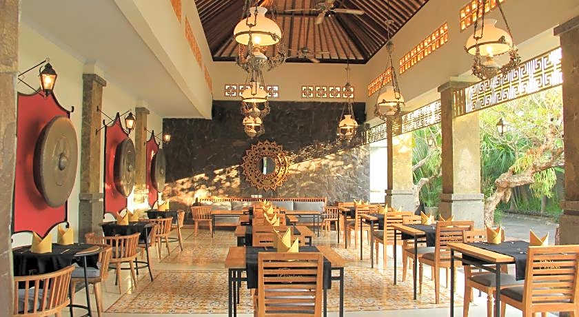 The Wolas Villas