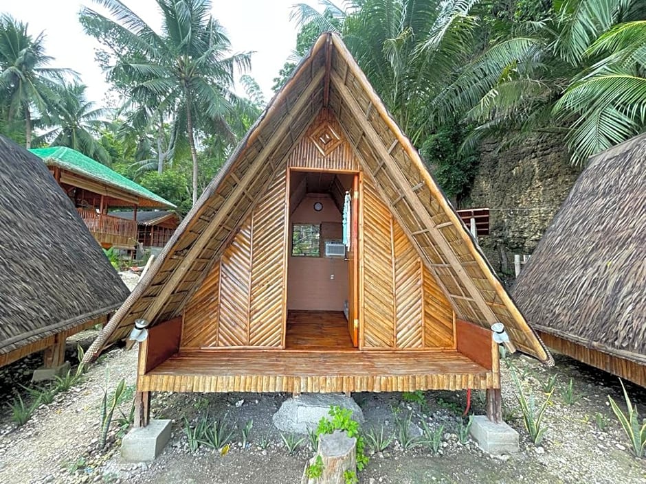 Hagdan Reef Dive Spot by HiveRooms