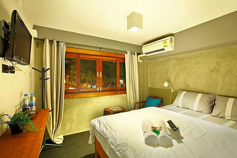 Chic Chiangkhan Hotel