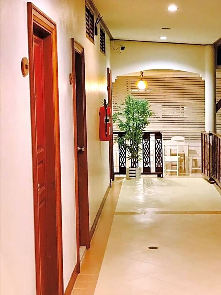 Prachuap Place Hotel