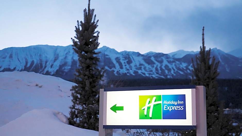 Holiday Inn Express Golden-Kicking Horse By IHG