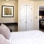 Candlewood Suites Olathe By IHG