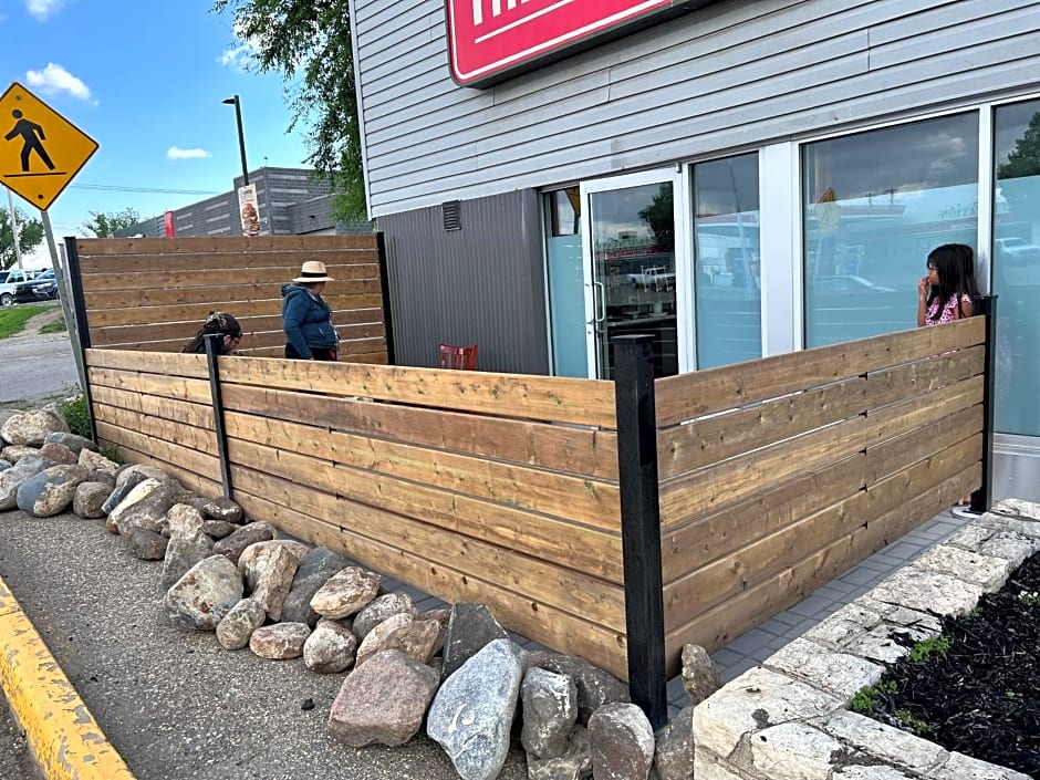 Saskatoon Thriftlodge