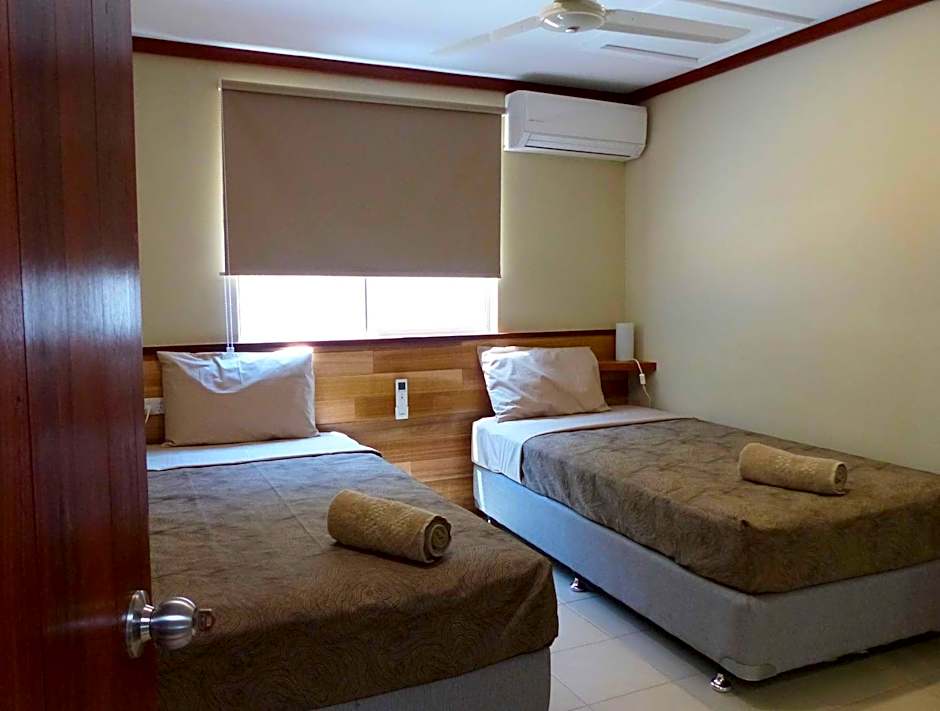 The Cocos Padang Lodge