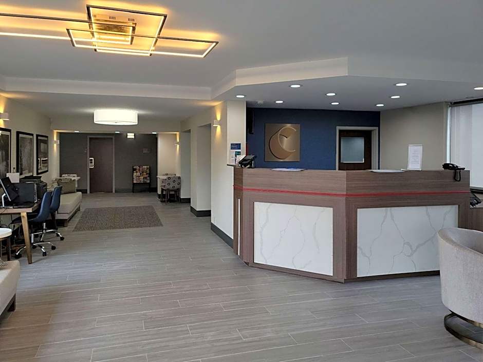 Comfort Inn & Suites Wyomissing - Reading