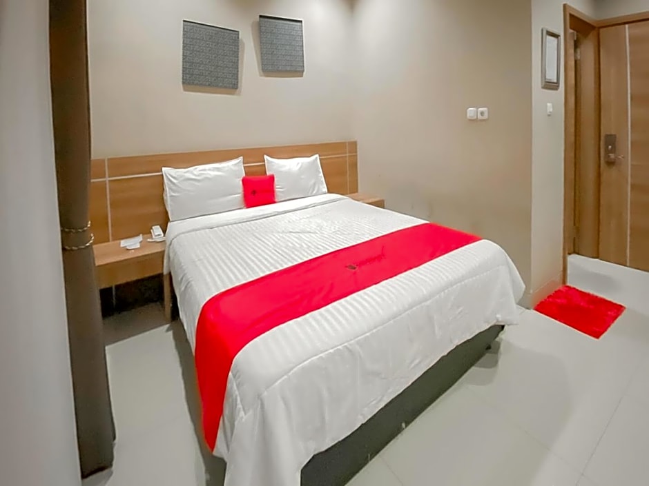 RedDoorz Premium @ Griya Inkoppabri Cisarua Puncak