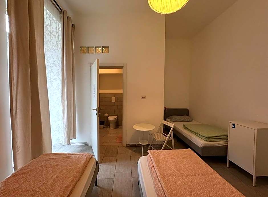Hostel Mancini Naples
