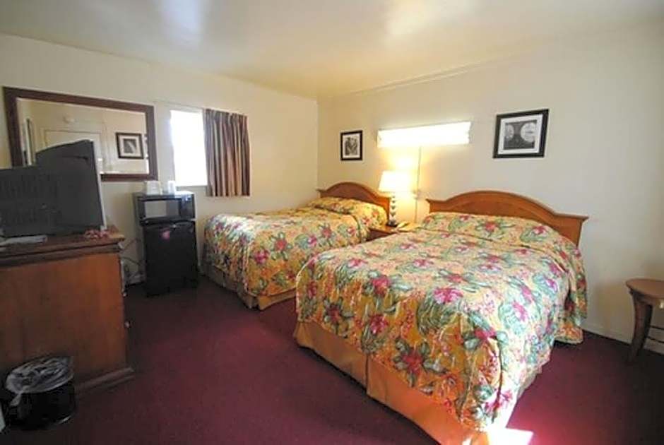 Lee High Inn