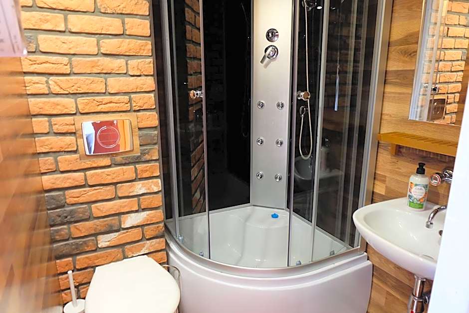 Willa Pod Aniołem - Pokoje Gościnne & Apartamenty z widokiem na góry