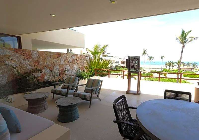 Marea Beachfront Villas