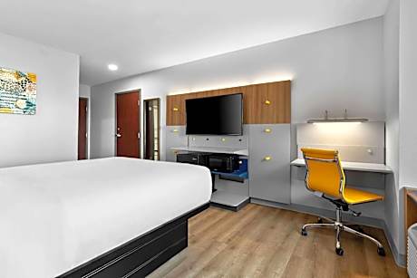 Queen Room - Disability Access/Non-Smoking