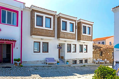Troas Ada Hotel