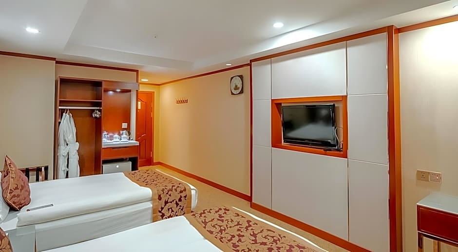 Royal house hotel