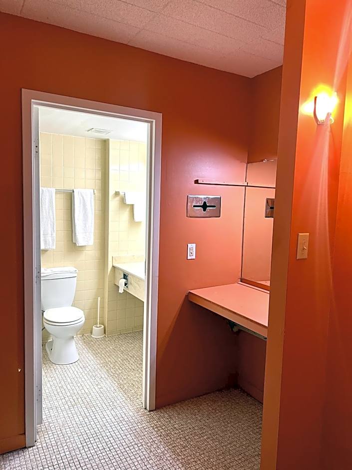 Lively Inn and Suites - Sudbury