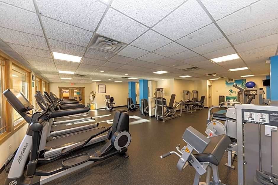 NEW! Marriott Slope View Ski & Summer Luxury Studio Sleeps 4 Full kitchen, Amenities & Paid Parking