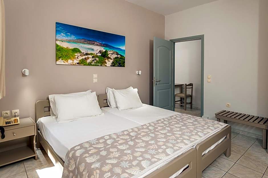 Niriis Hotel