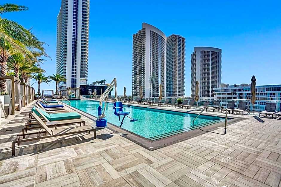 Amazing Apartments At H Beach House