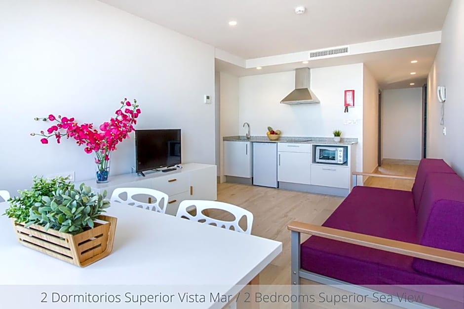 Apartamentos La Era Park