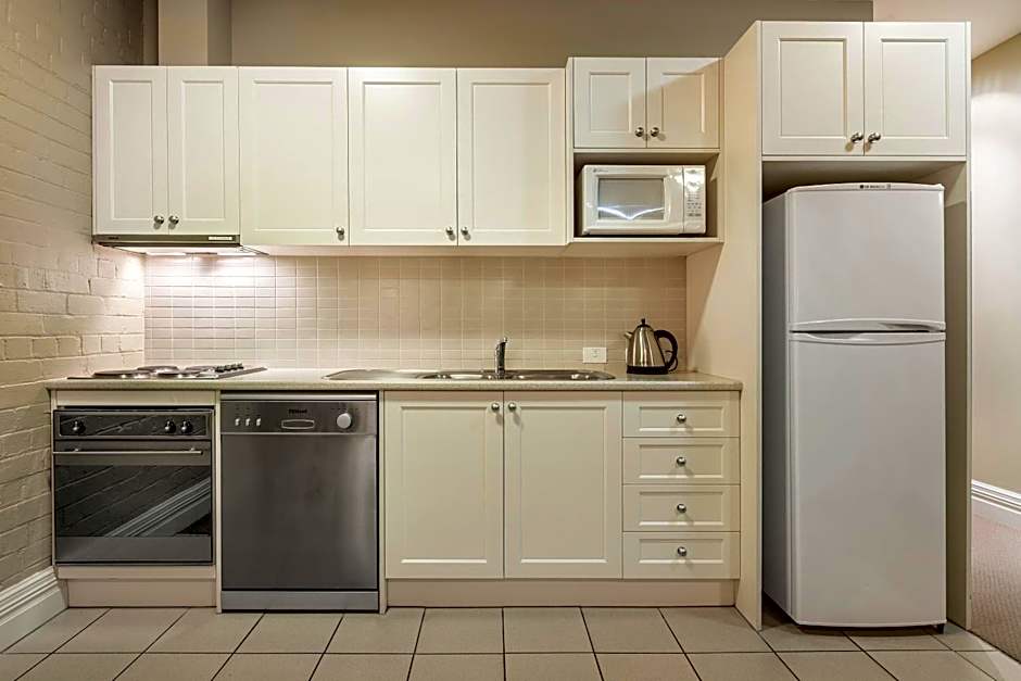 Launceston Central Apartment Hotel
