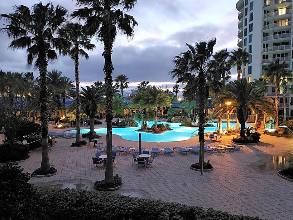 1215 A Slice of Heaven - Destin! Pool View!