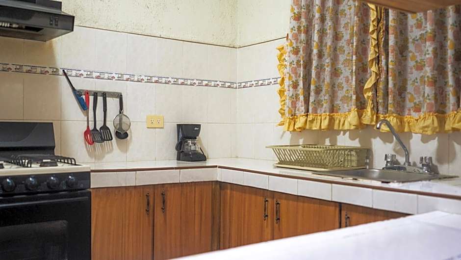 Suites del Sol Hotel & Apartments