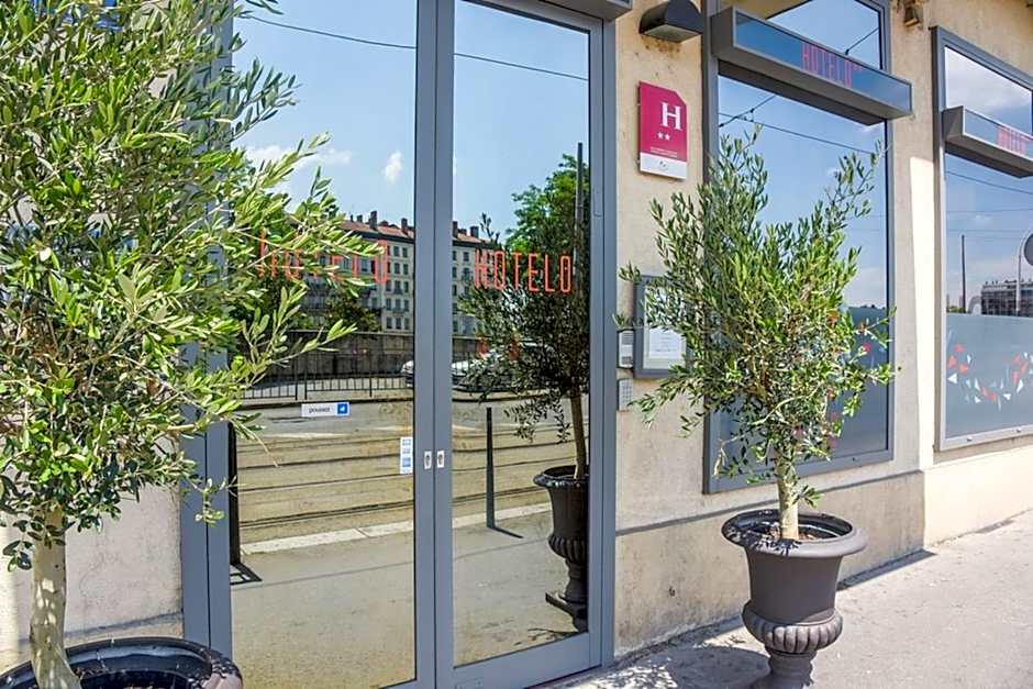 Hotelo Lyon Charite