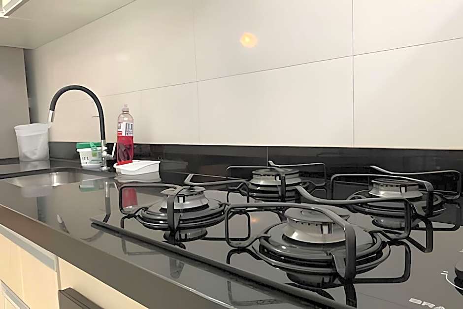 Apartamentos aconchegantes frente mar