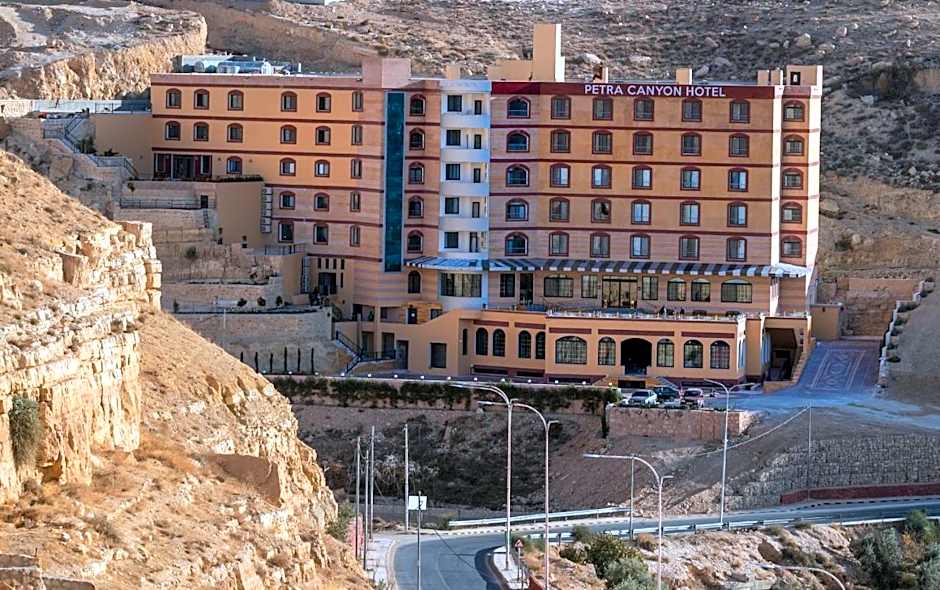 Petra Canyon Hotel