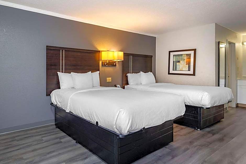 Suburban Studios Rock Hill Northeast I-77